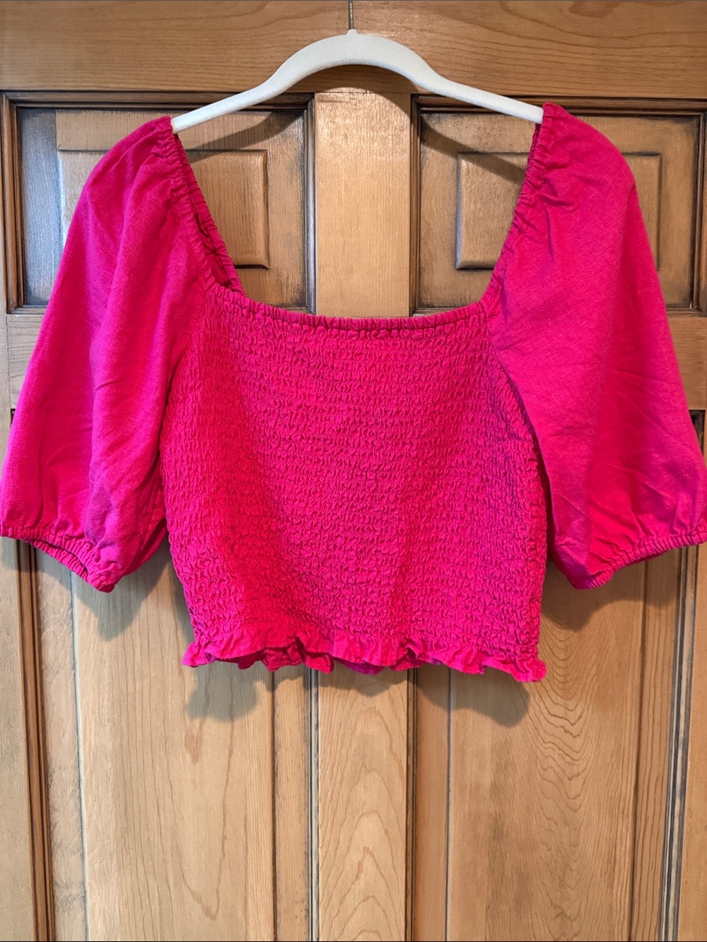 Universal Thread Hot Pink Smocked Puff Sleeve Crop Top